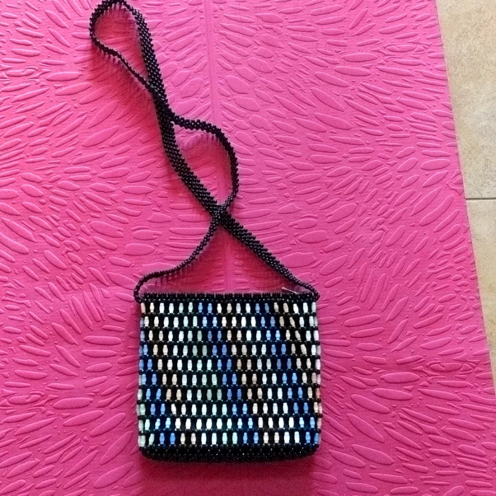 Beautiful hand made beads cross body bag size see photos
